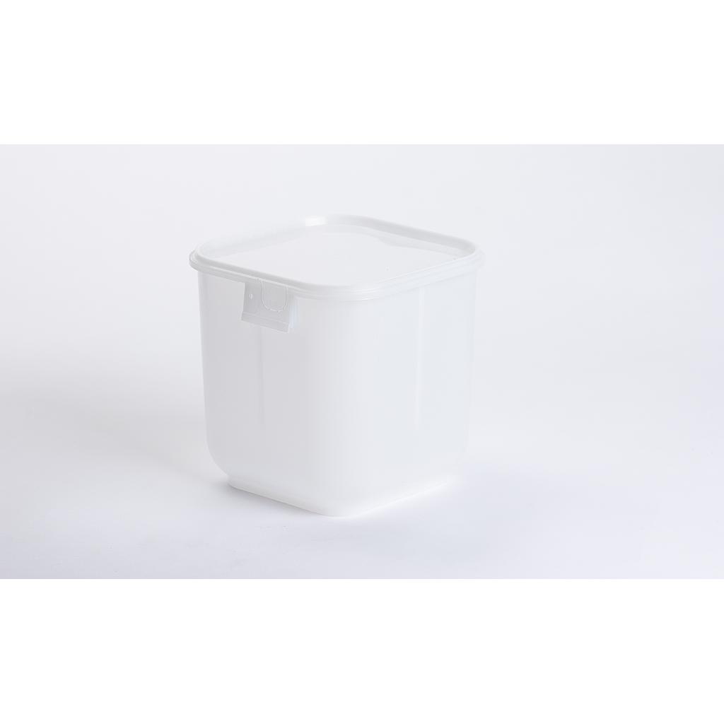 4-litre square container with lid